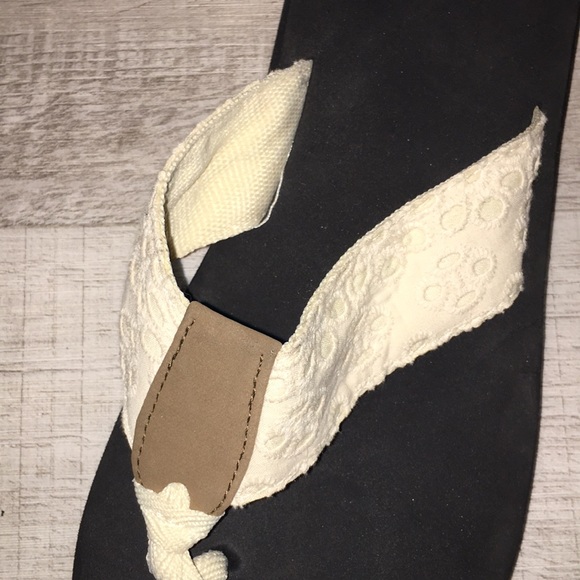 BLACK SANDALS - Picture 4 of 4